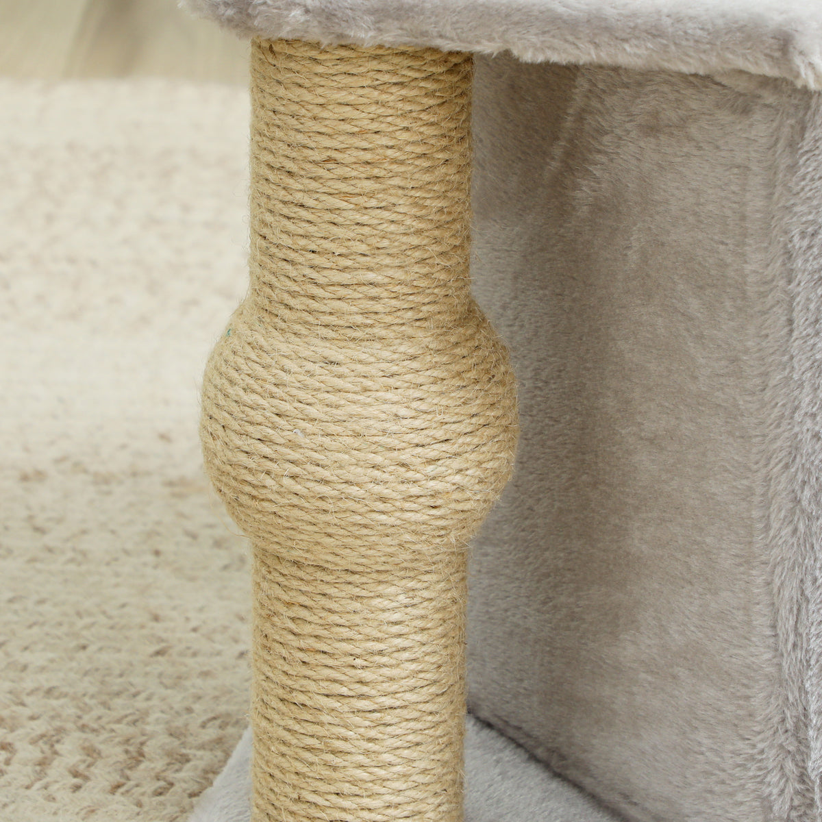 Arbre à chat tour de jeux pour chats, avec poteaux à griffer lit pour chat maison pour chat 42 x 30 x 66 cm gris clair